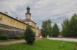 Cyril-Belozersky Monastery. / ***