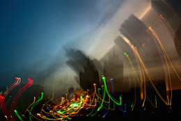 the city does not sleep / ***