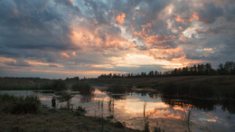 On the evening sunset / ***