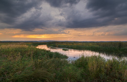 On the river / ***