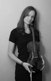 Violinist Anna / ***