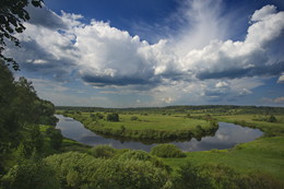 Pushkin reserve. The River Sorot / ***