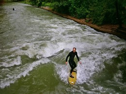River Surfing / ***