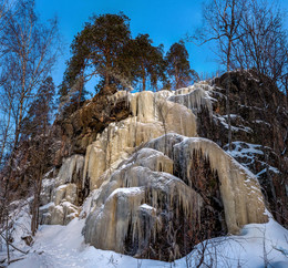 Icy creek. / ***