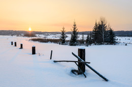 Village fence / ***