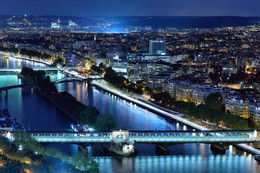 View on the Seine / ***