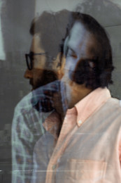 Through the glass / ***