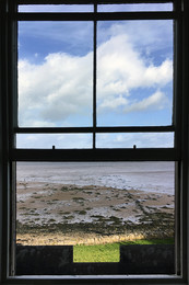 Window / ...