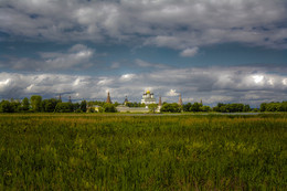 Joseph-Volokolamsk Monastery / ***