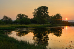 Evening Creek / ***