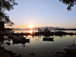Sunset / ***