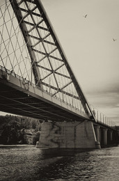 Bugrinsky Bridge / ***
