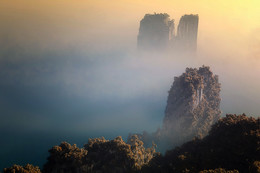 In that mountain ... / ***