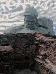 Fortress / ***