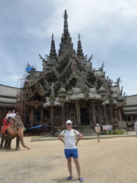 Temple of Truth / ***