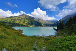Glacial Lake / ***