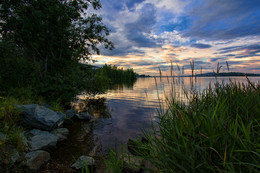 Evening on the lake / ***