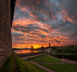 Evening / ***