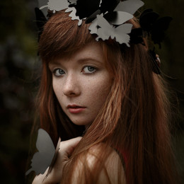 Fairy / https://500px.com/photo/226117721/freckled-beauty-by-anna-khitrakova?ctx_page=1&amp;from=user&amp;user_id=13477141