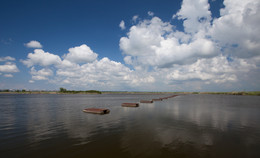 Rowing Canal / ***