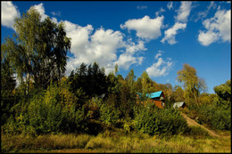 On the threshold of autumn / ***