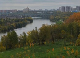 Moscow Autumn / ***