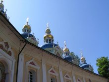 Pskov-Caves Monastery, domes / ***