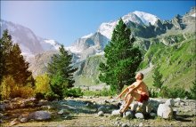 Morning rush Vitaly Rakovich in the Alps, near the camp Ullu-Tau / ***