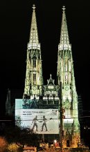 Votivkirche @ night / Votivkirche (zum Göttlichen Heiland), Wien, Österreich