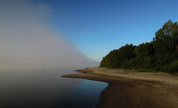 there behind fogs / ***