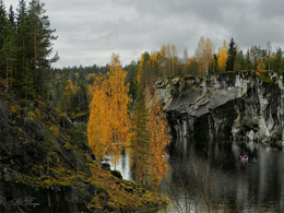 Autumn Canyon / ***