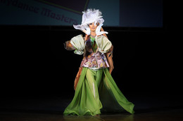 Oriental dance / ***