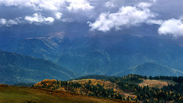 Autumn in the mountains ... / ***