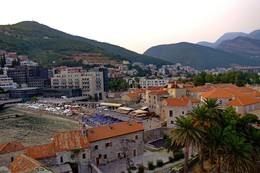 Montenegro / ***
