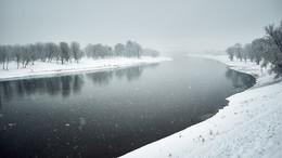 The Dnieper River / ***