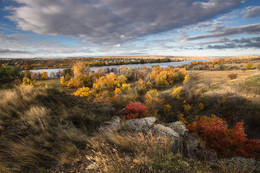 Morning in October / ***