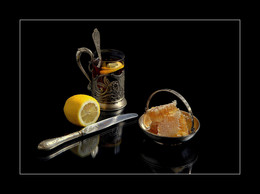 Tea with lemon / 2016