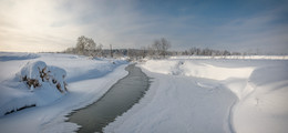 Snow Bank / ***