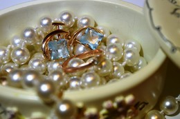 Jewellery / ***