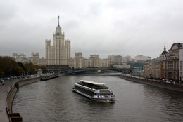 Moscow River / ***