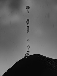 Road by walking / ***