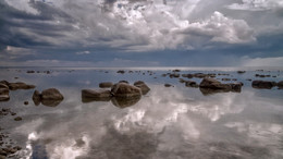 Fly away, a cloud! / ***