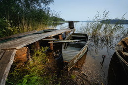 Old pier / ***