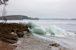 The ice was broken / ***