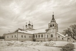Cathedral of the Assumption. / ***