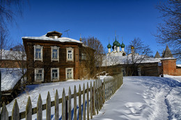 Town / ***