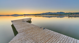 &nbsp; / früh morgens am Wallersee