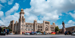 Baku / ***