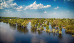 Spring floods / ***