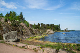 In the park of Mon Repos / ***